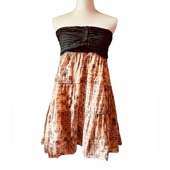 Muchacha Strapless Black and Peach Colored Tiered Midi Casual Dress Size Medium - Picture 1 of 15